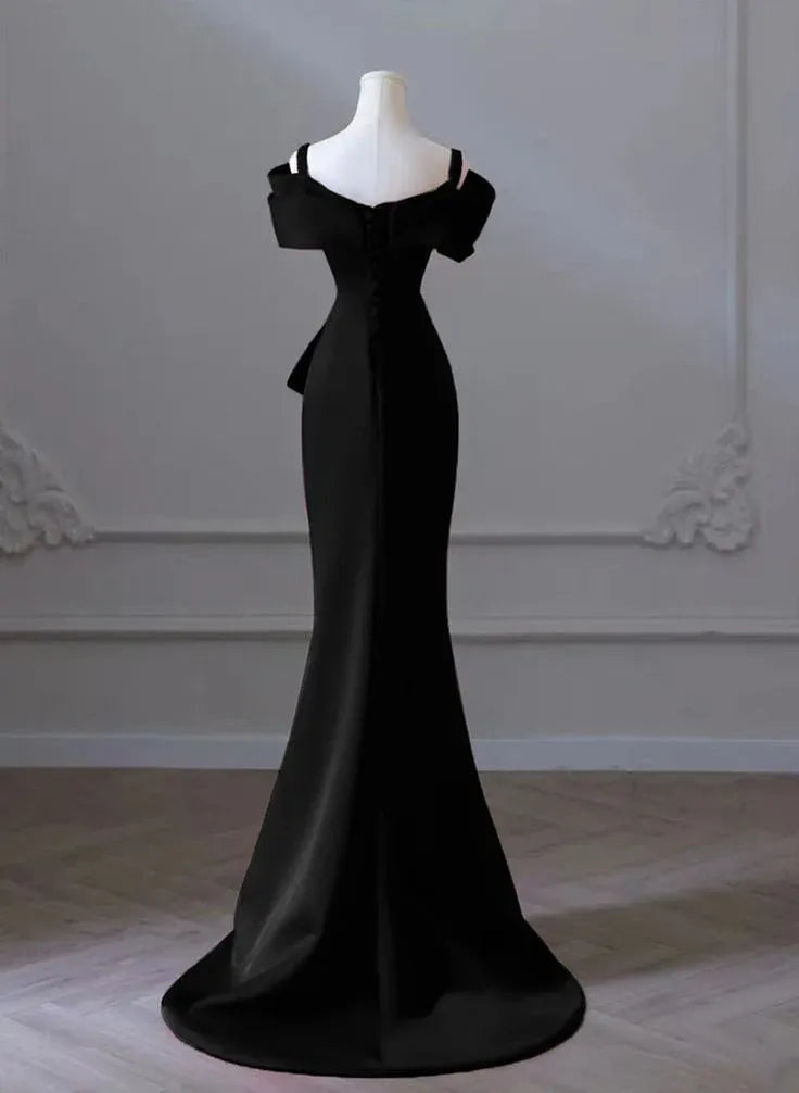 Glamorous Mermaid Off Shoulder Ruched Black Floor-Length Evening Dresses