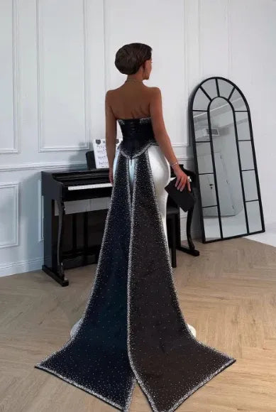 Glamorous Mermaid Strapless Sleeveless Beaded Black White Maxi Prom Dress for Women Custom