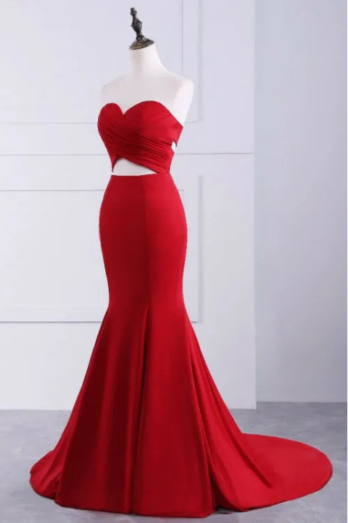 Glamorous Mermaid Sweetheart Ruched Hollow Ruched Red Prom Dress With Train