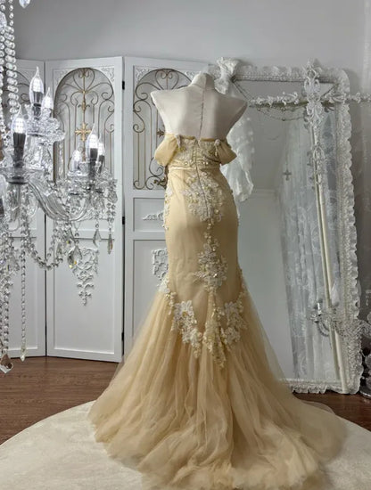 Glamorous Off-the-Shoulder Lace Appliques Tulle Mermaid Prom Gown