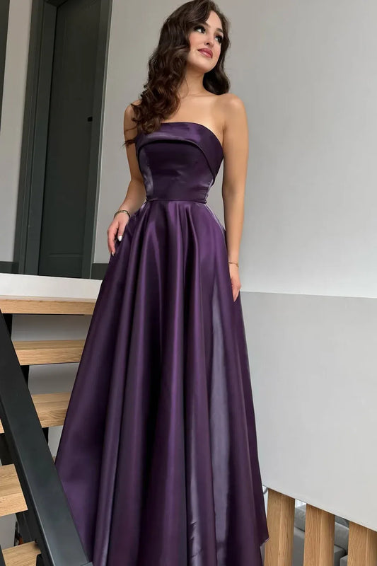 Glamorous Princess Strapless Sleeveless Satin Ruched Floor-Length Prom Dress