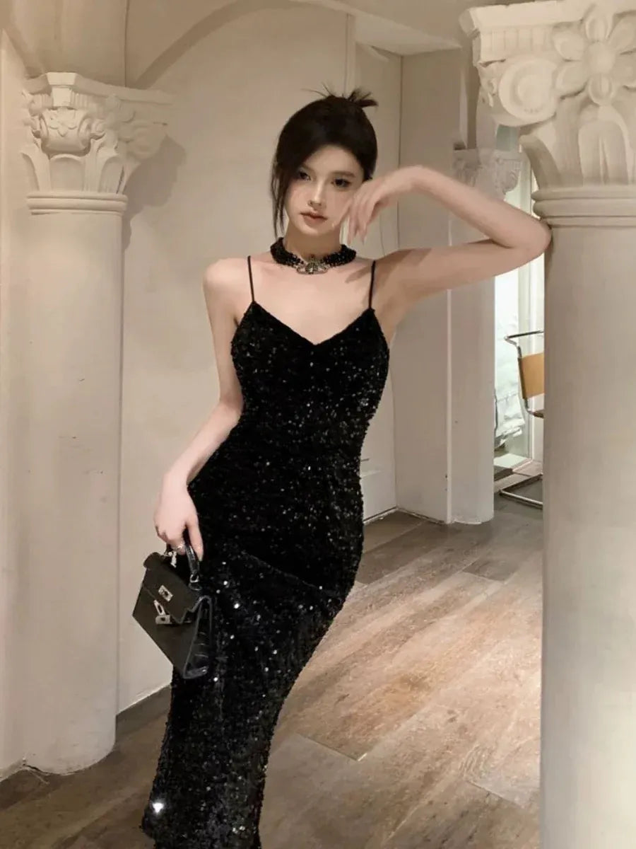 Glamorous Sheath V-Neck Sleeveless Sequin-Accented Black Midi Prom Dress for Women hot sale
