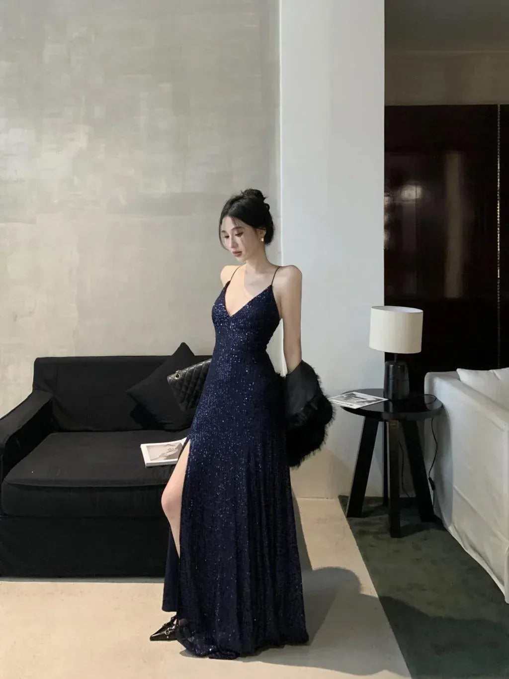 Glamorous Sheath V-Neck Sleeveless Sequin-Accented Navy Maxi Prom Dress for Women hot sale