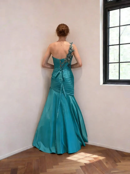 Glamorous Teal One-Shoulder Beaded Mermaid Evening Gown