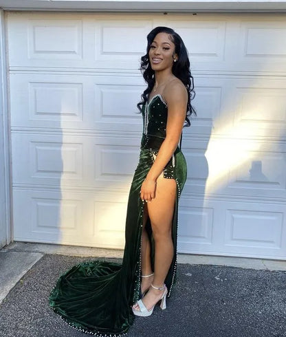 Glamorous Velvet Train Evening Dress Emerald Sweetheart Strapless for Women