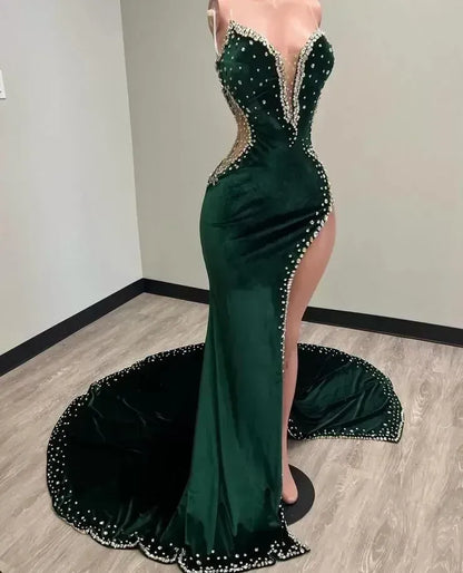 Glamorous Velvet Train Evening Dress Emerald Sweetheart Strapless for Women