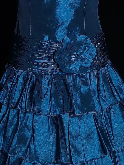 Gorgeous Ball Gown Spaghetti Straps Sleeveless Pleated Backless Satin Short-Mini Homecoming Dress