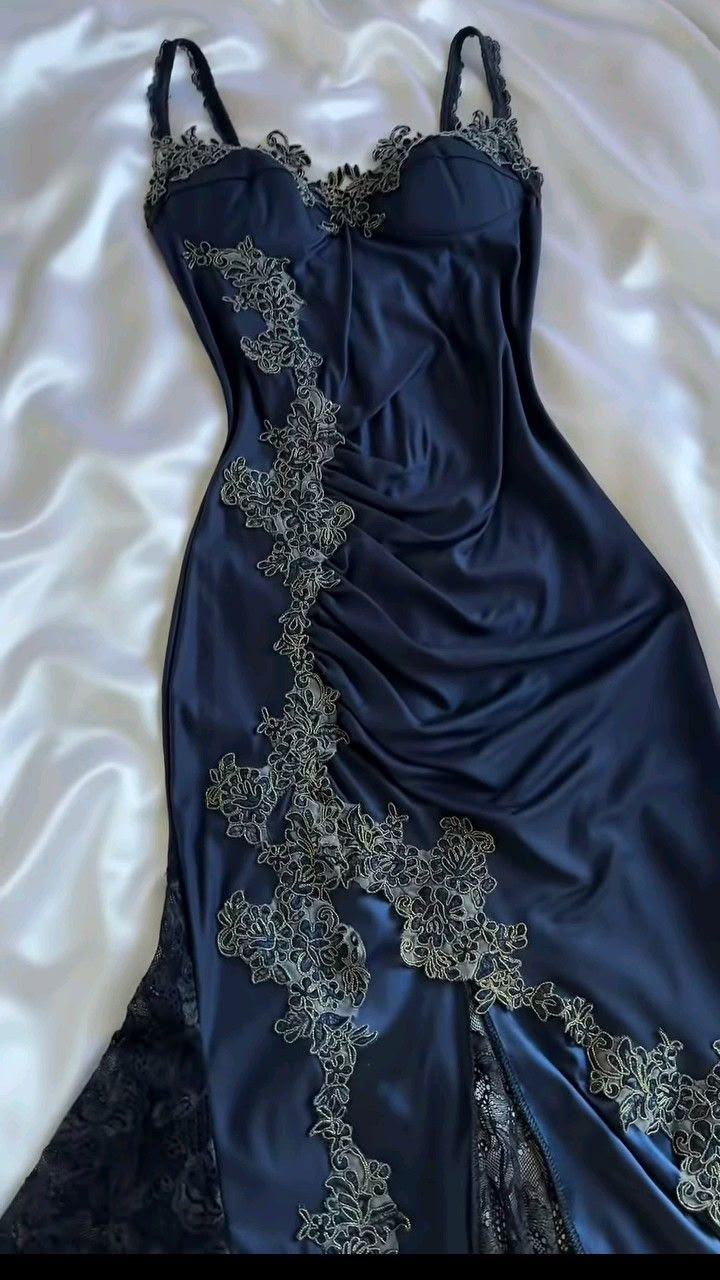 Gorgeous Mermaid Spaghetti Straps Sleeveless Backless Long Prom Dresses
