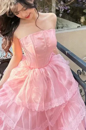 Gorgeous Princess Strapless Sleeveless Tiered Organza Floor-Length Prom Dress