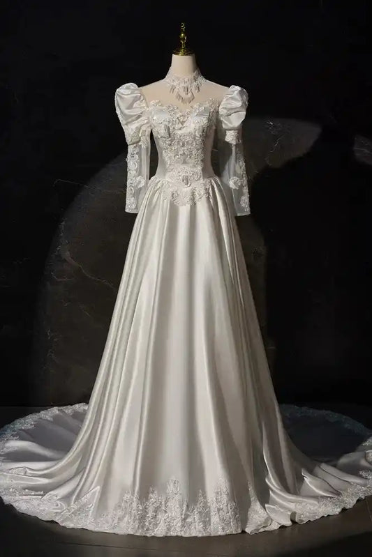 Gorgeous Vintage Satin Long Sleeves Appliques Wedding Dresses