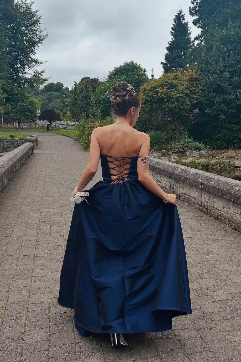 Graceful A-Line V-Neck Sleeveless Pleated Satin Floor-Length Prom Dress