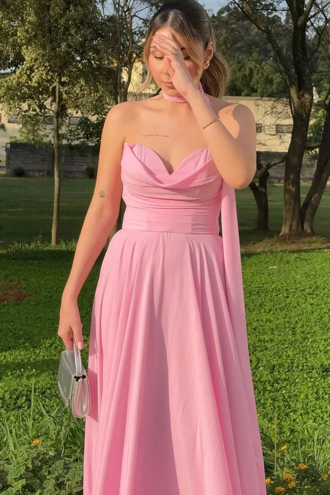 Graceful A-line Strapless Sleeveless Ruched Chiffon Floor-Length Prom Dress