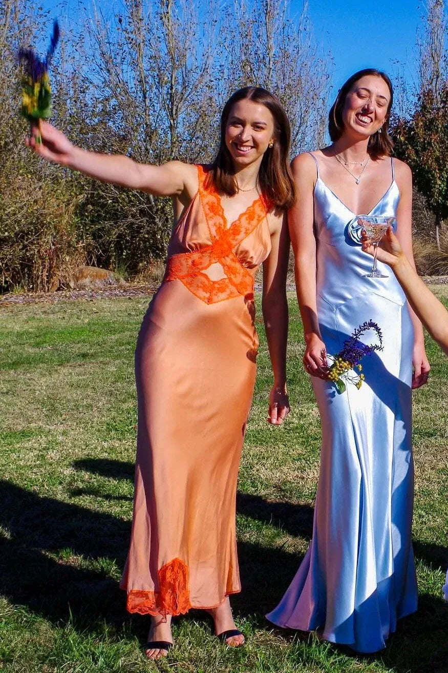Graceful A-line V Neck Sleeveless Pleated Satin Floor-Length Prom Dress