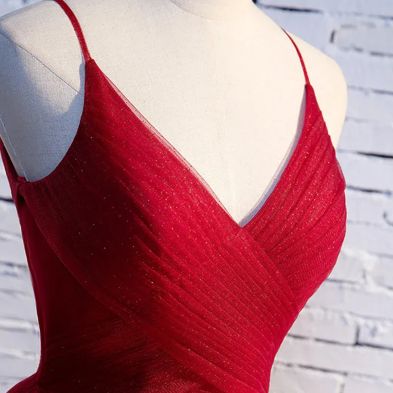 Graceful Ball Gown V Neck Sleeveless Tulle Pleated Floor-Length Prom Dress