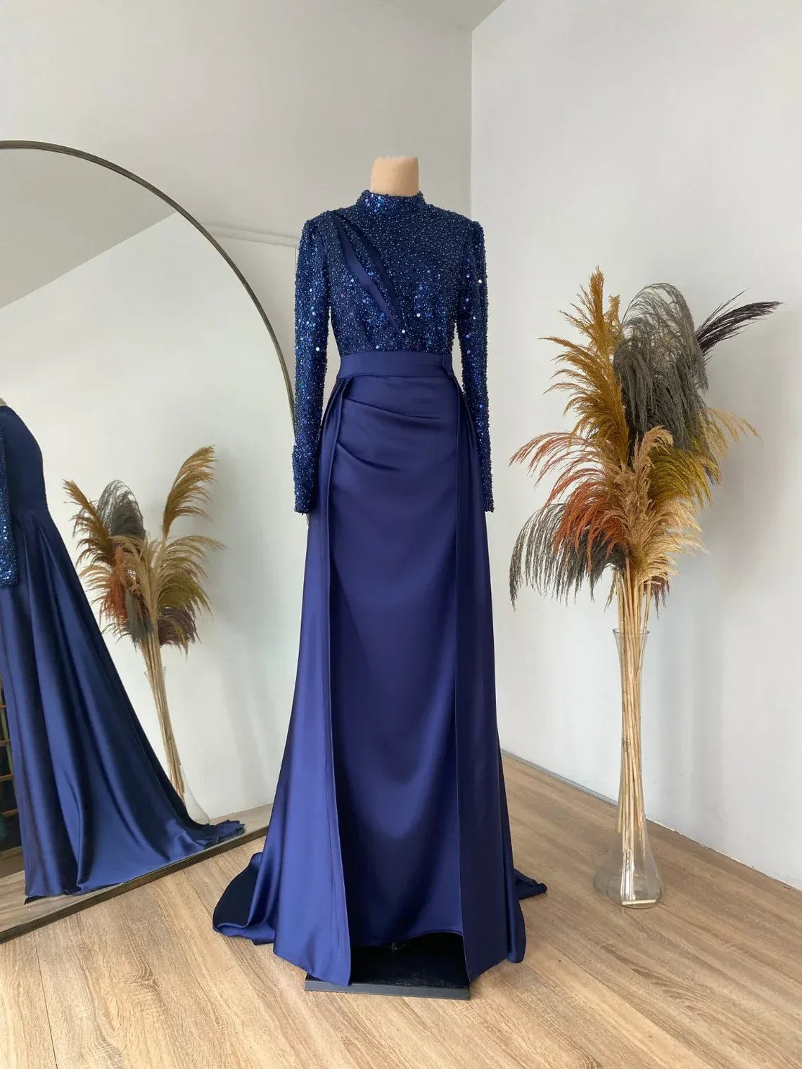 Graceful High Neck Bodycon Long Sleeve Pleated Sequins Floor-Length Evening Dress