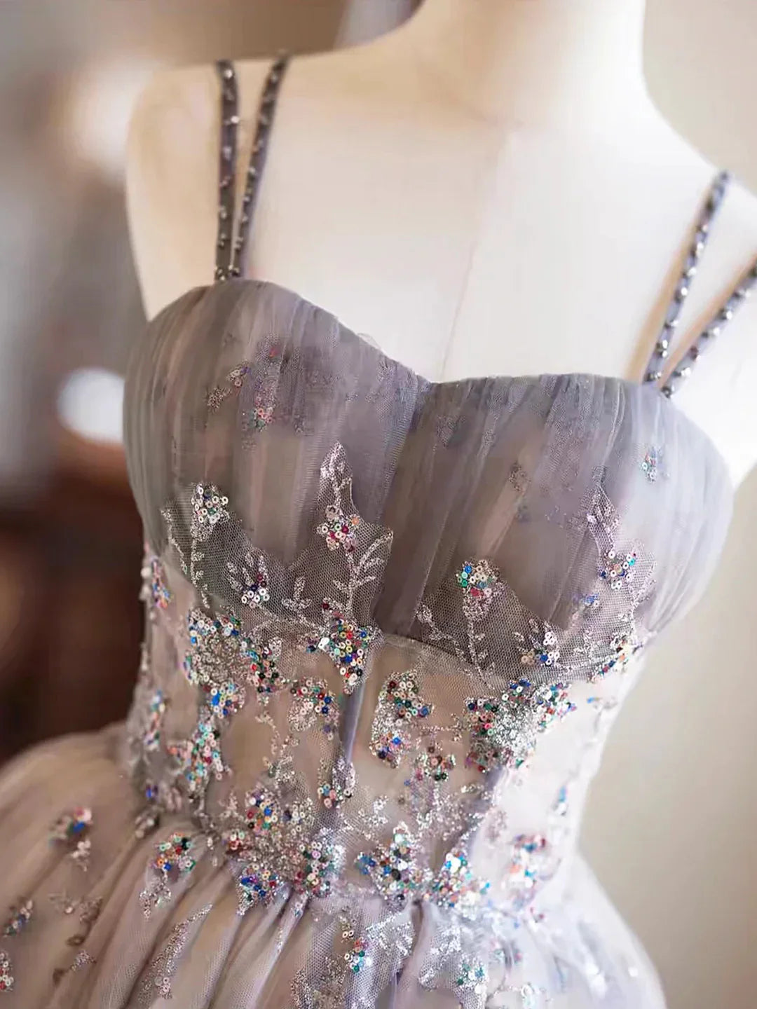 Gray Tulle Sequins Short Party Dress Cute Spaghetti Strap Backless Evening Dress