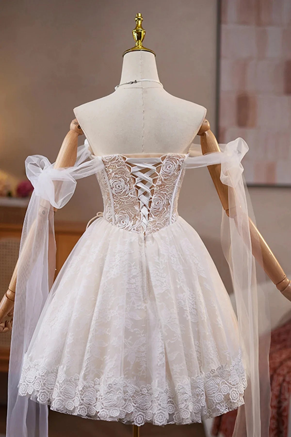 Ivory Lace Flower Pearl Birthday Short Party Dress Lovely A-Line Prom Dress