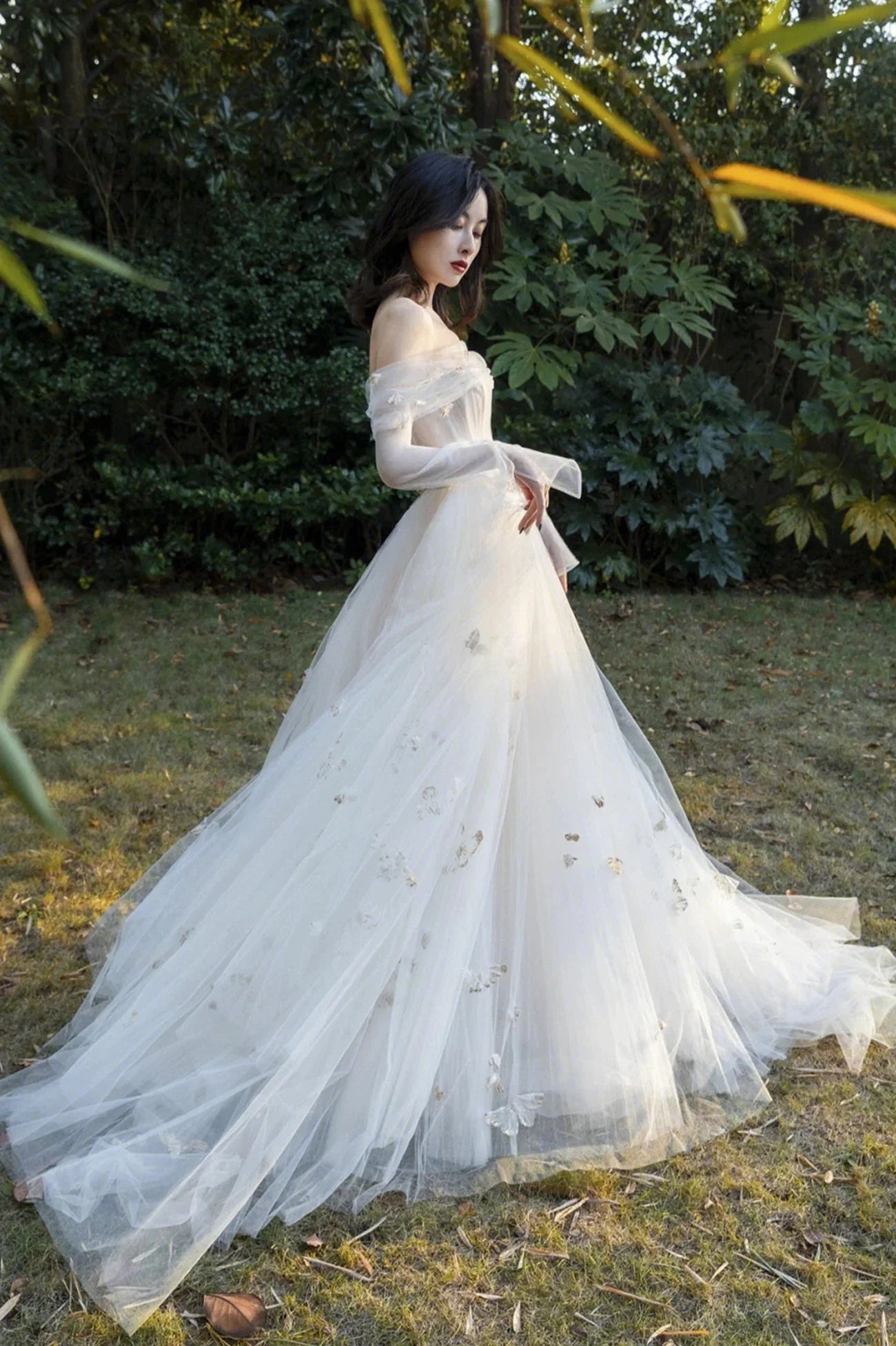 Ivory Tulle Long Sleeve Prom Dress A-Line Evening Dress with Butterfly