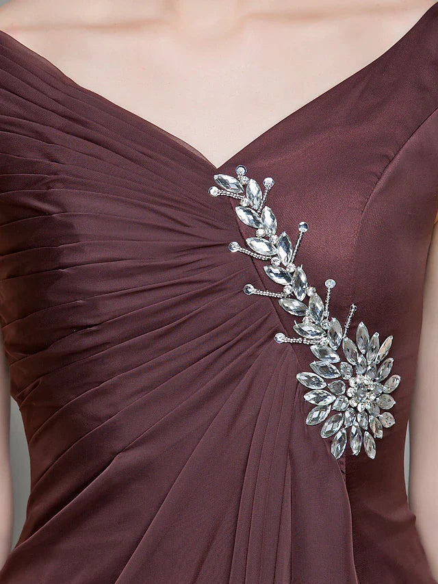 A-Line Mother of the Bride Dress Vintage Inspired V Neck Floor Length Chiffon Sleeveless with Crystals Ruffles Side Draping