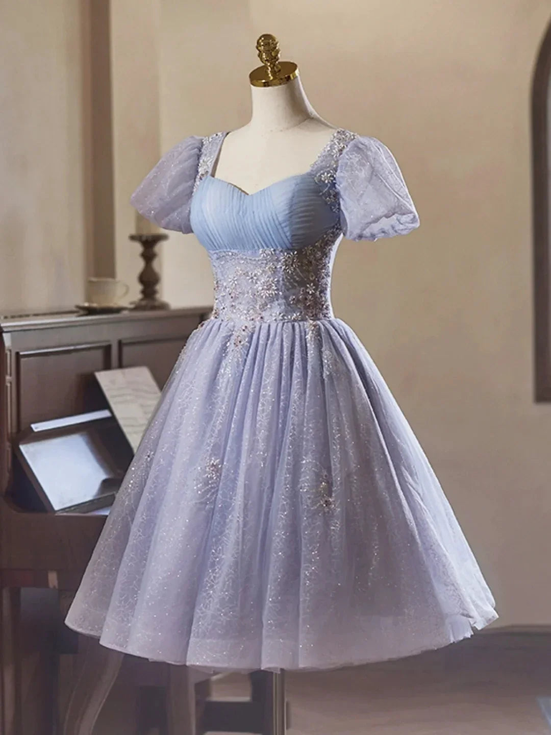 Light Purple Tulle Short Sleeves Homecoming Dress Beautiful Knee Length Prom Party Dress