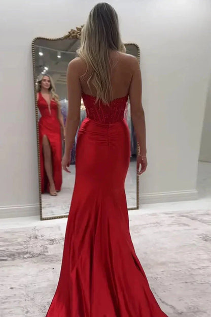 Long Mermaid Halter Black Prom Dresses Lace V-Neck