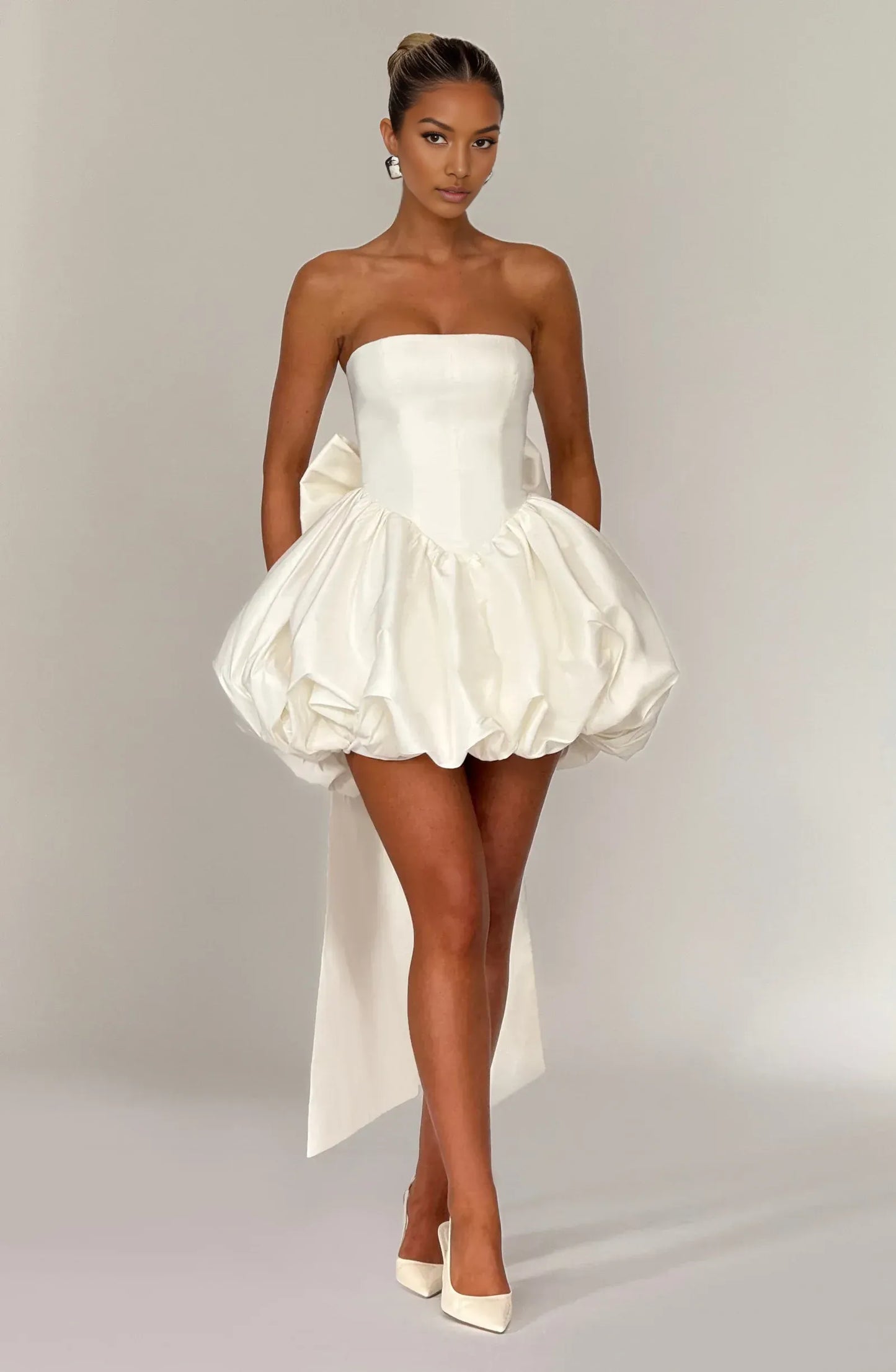 Lovely A-Line Strapless Bow-Back Bubble Hem Taffeta Ivory Mini Homecoming Dress