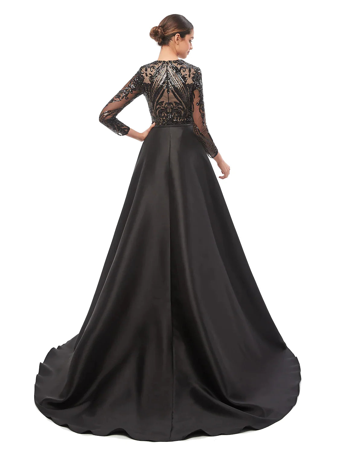 Side view of the elegant sequined mermaid trumpet dress with long sleeves.