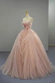 Luxury A-Line Strapless Sleeveless Chapel Train Wedding Dress for women