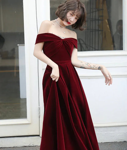 Modern A-Line Off the Shoulder Sleeveless Velvet Floor-Length Prom Dress