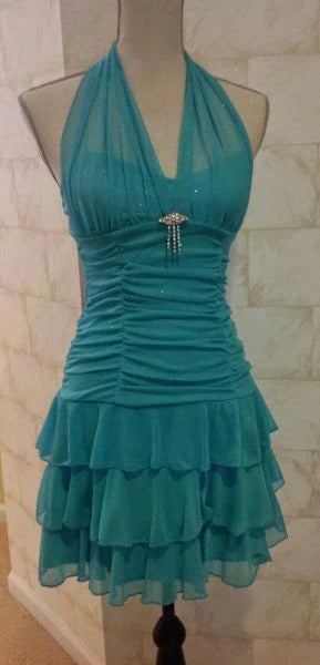 Modern A-Line/Princess Halter Neck Sleeveless Lace Up Short-Mini Homecoming Dress
