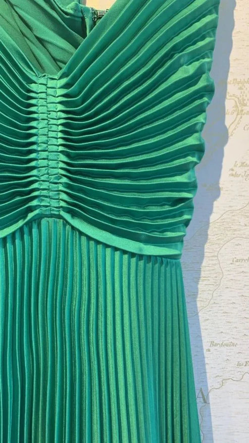 Modern A-Line Spaghetti Straps Sleeveless Open Back Floor-Length Evening Dress