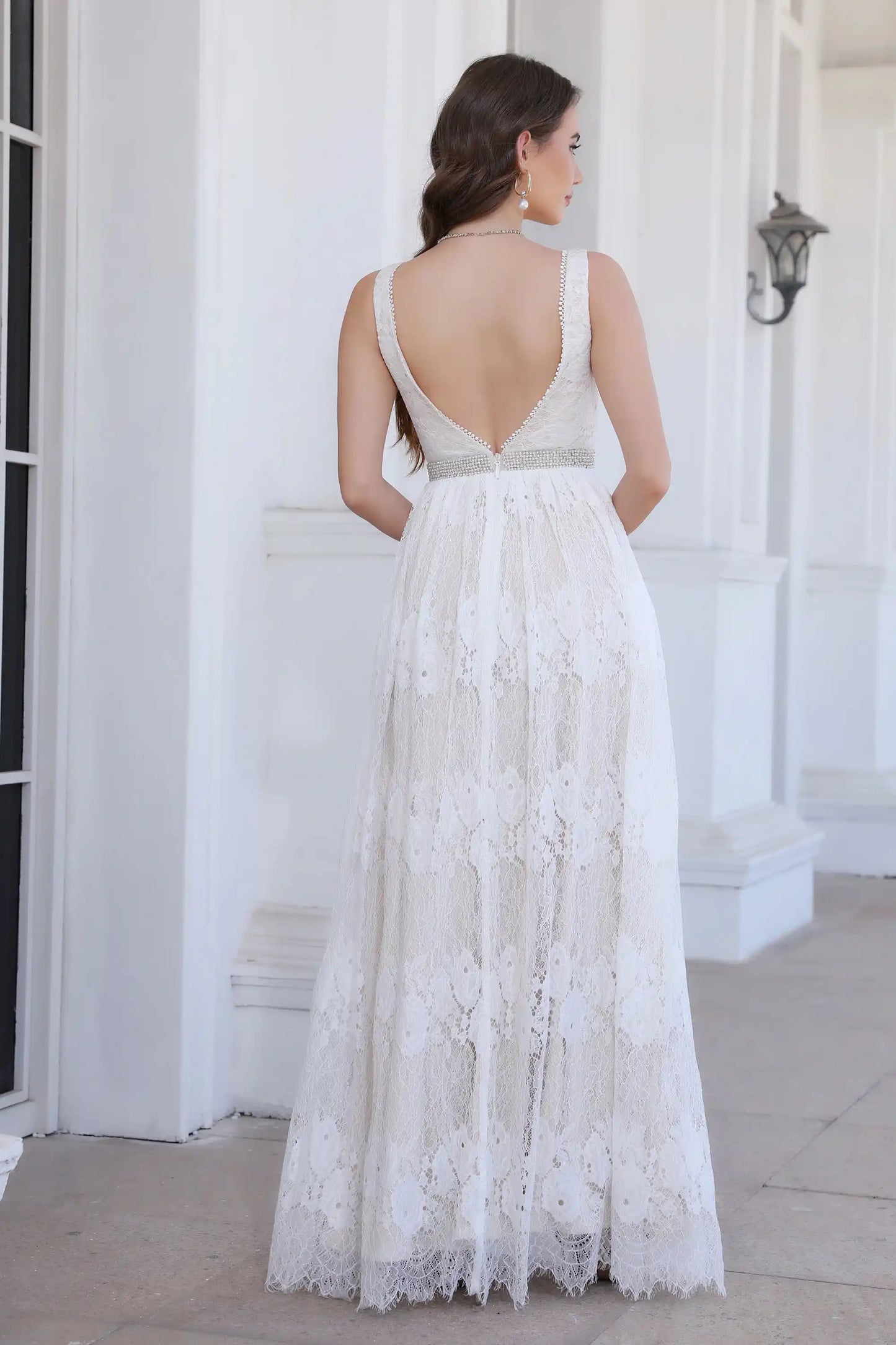 New Arrival Ivory Lace Sleeveless A Line Floor Length Bridal Gown