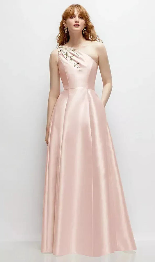 One-Shoulder Full A-Line Satin Gown with Handworked Floral Appliqu¨¦ in Blush
