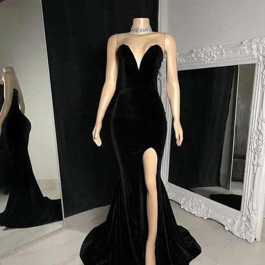 Plush Velvet Floor-Length Evening Dress Black Sweetheart Sleeveless for Women