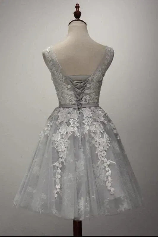 Pretty A-Line Scoop Neck Appliques Lace Silver Grey Homecoming Dress For Ladies
