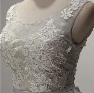 Pretty A-Line Scoop Neck Appliques Lace Silver Grey Homecoming Dress For Ladies