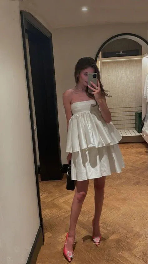 Pretty A-Line Strapless Sleeveless Tiered Satin Short-Mini Homecoming Dress