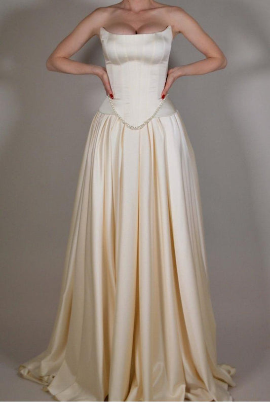 Quyihu Dress Exquisite Satin Ivory Sleeveless Strapless Long Pleated Prom Dress with Beadings Evening Dress
