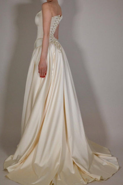 Quyihu Dress Exquisite Satin Ivory Sleeveless Strapless Long Pleated Prom Dress with Beadings Evening Dress