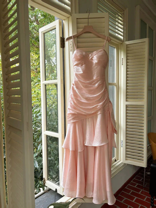 Quyihu Dress Gentle Mermaid Spaghetti Straps Tiered Pleated Pink Satin Evening Dress Sleeveless Party Dress