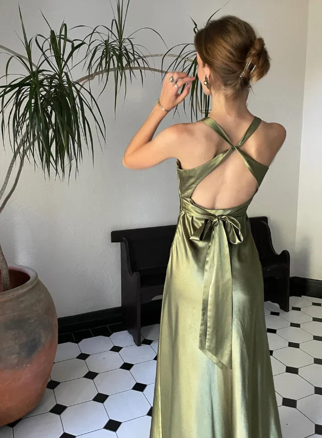 Quyihu Dress Green Sheath Halter Bow Satin Open Back Sleeveless Prom Dress Graduation Party Dress