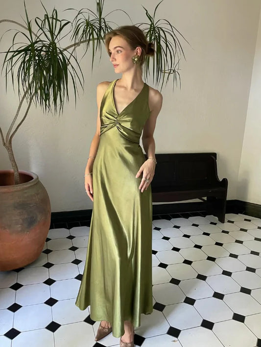 Quyihu Dress Green Sheath Halter Bow Satin Open Back Sleeveless Prom Dress Graduation Party Dress