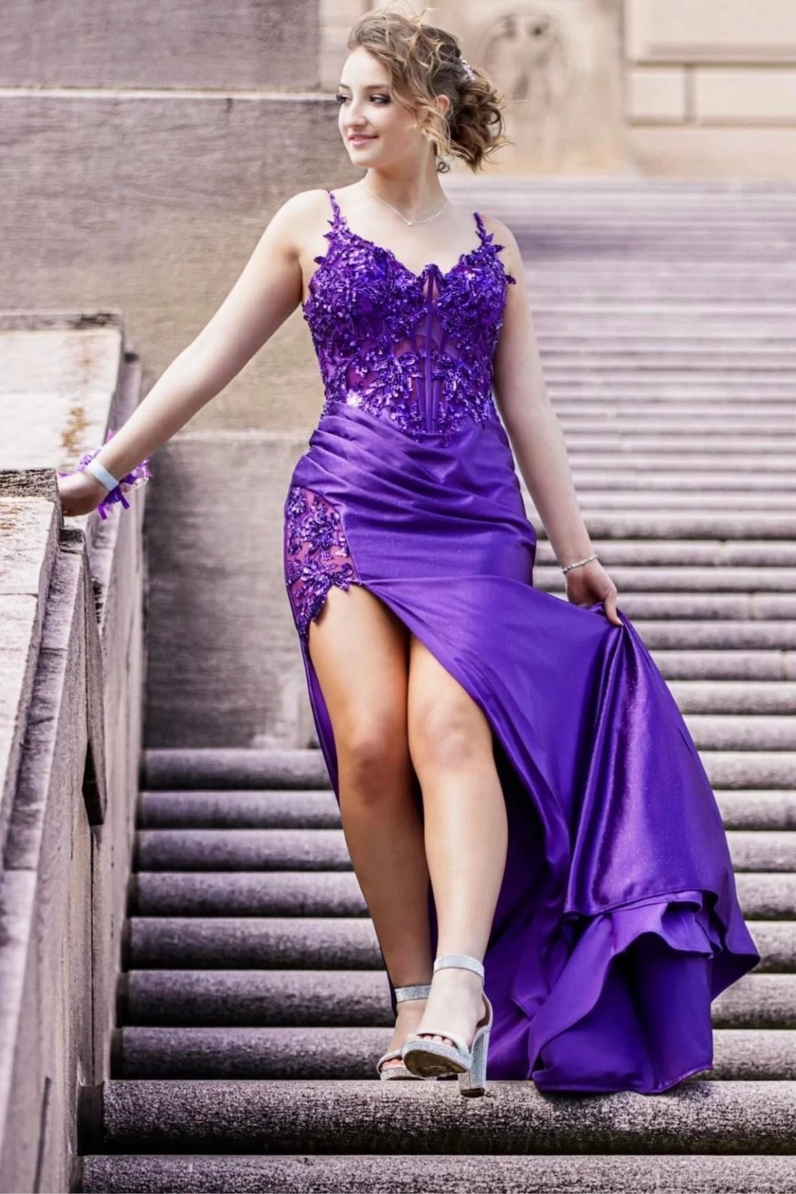Quyihu Dress Red Appliques Mermaid Long Dress with Slit