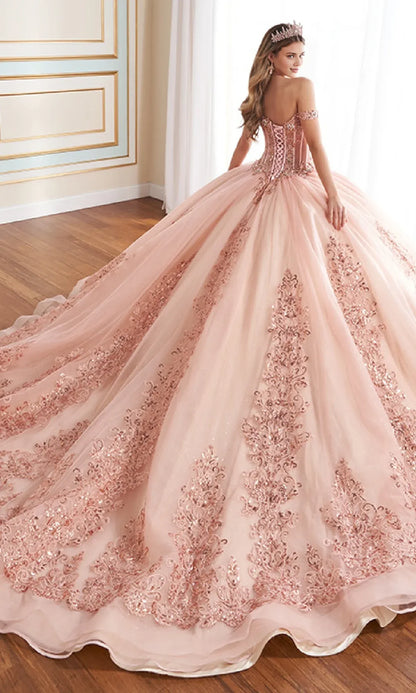 Quyihu Quinceanera Dress Glitter Tulle Lace Applique With An Off-the-shoulder Neckline Formal Wear Dresses