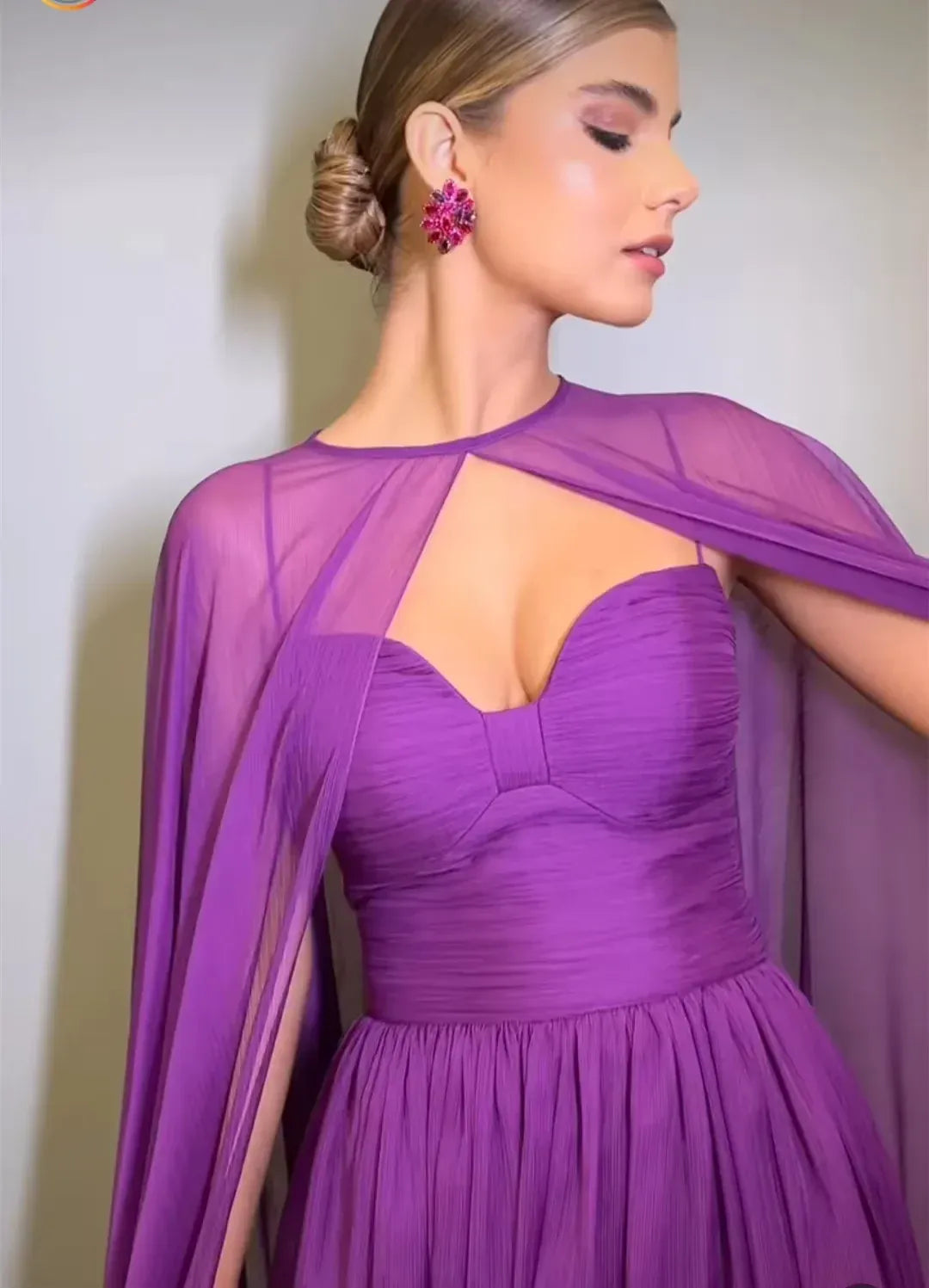 Regal A-Line Sweetheart Capelet Chiffon Purple Floor-Length Evening Dress for Women