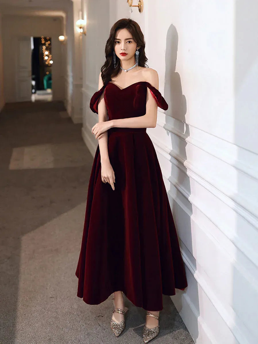 Regal Ballgown Off-the-Shoulder Sleeveless Velvet Burgundy Maxi Prom Dress for Women Custom