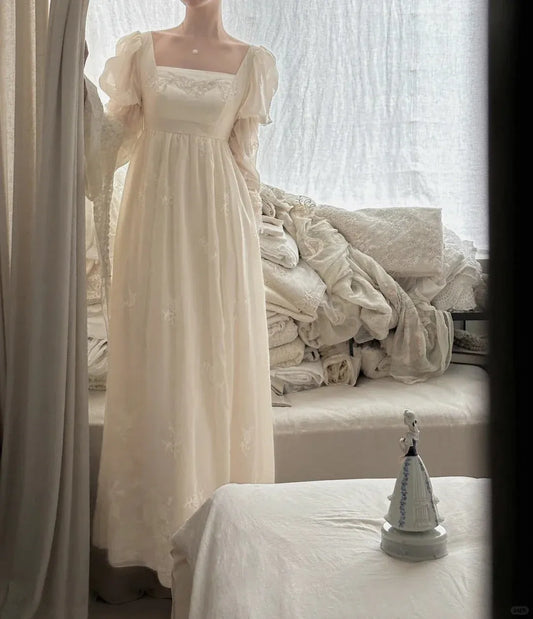 Regency A-Line Square-Neck Puff-Sleeved Lace Ivory Maxi Prom Dress for Women hot sale