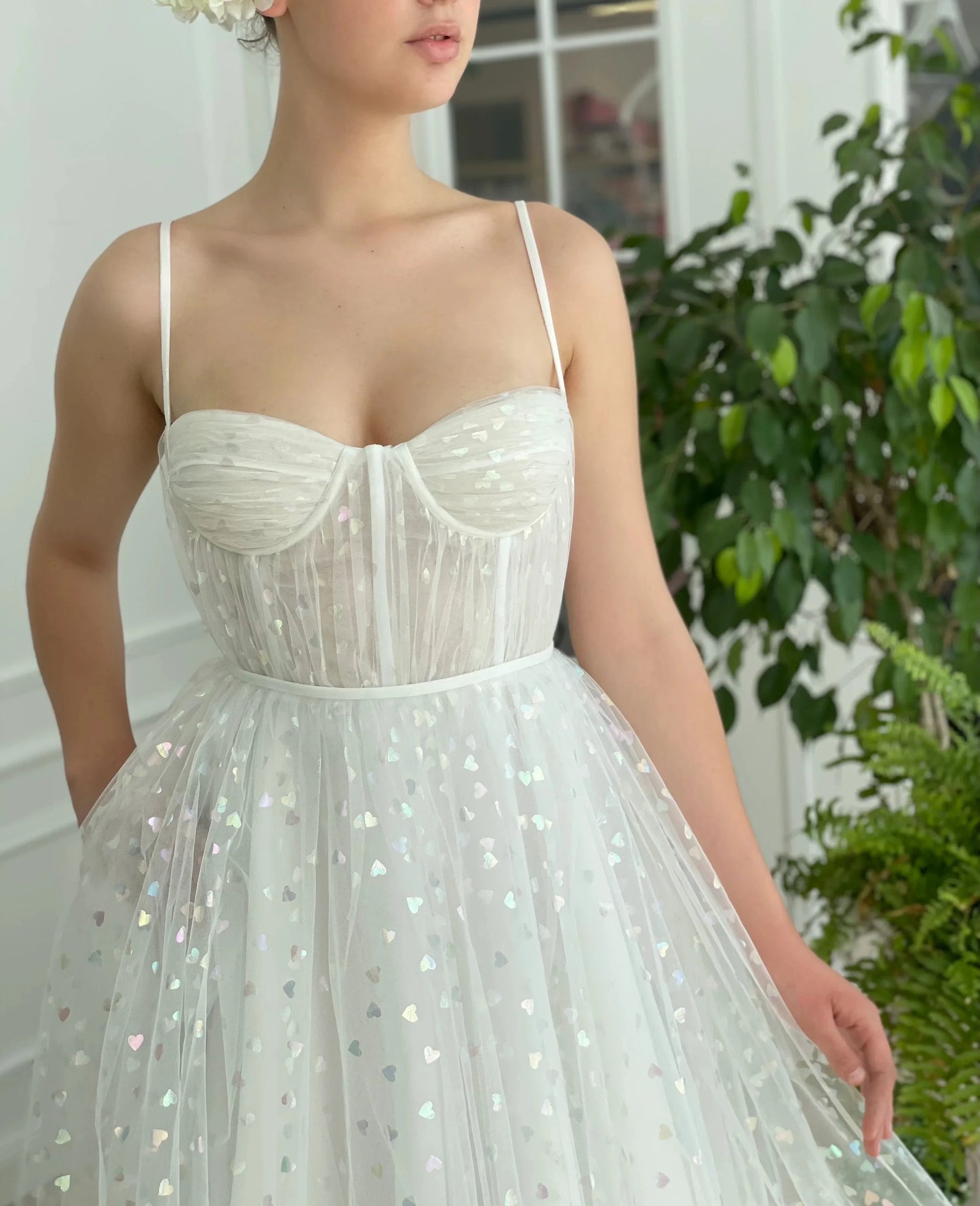Romantic A-Line Sweetheart Neck Spaghetti Straps Glitter Tulle Midi Evening Dress