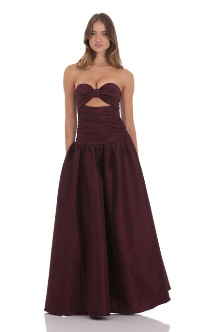 Romantic Ballgown Strapless Sleeveless Open-Back Burgundy Satin Floor-Length Prom Dresses