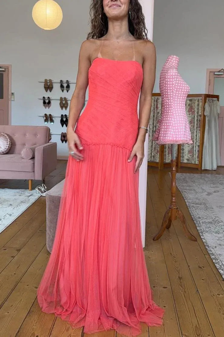 Romantic Strapless Pleated Chiffon Formal Dress With Bow Back